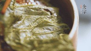 出鍋后撒上蔥花就可以啦。