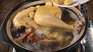 出國前加少許鹽，撒上蔥花即可。