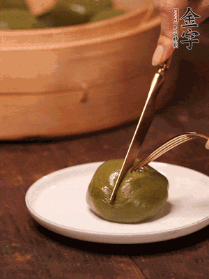軟軟糯糯，香味可以秒殺99%的成品青團(tuán)